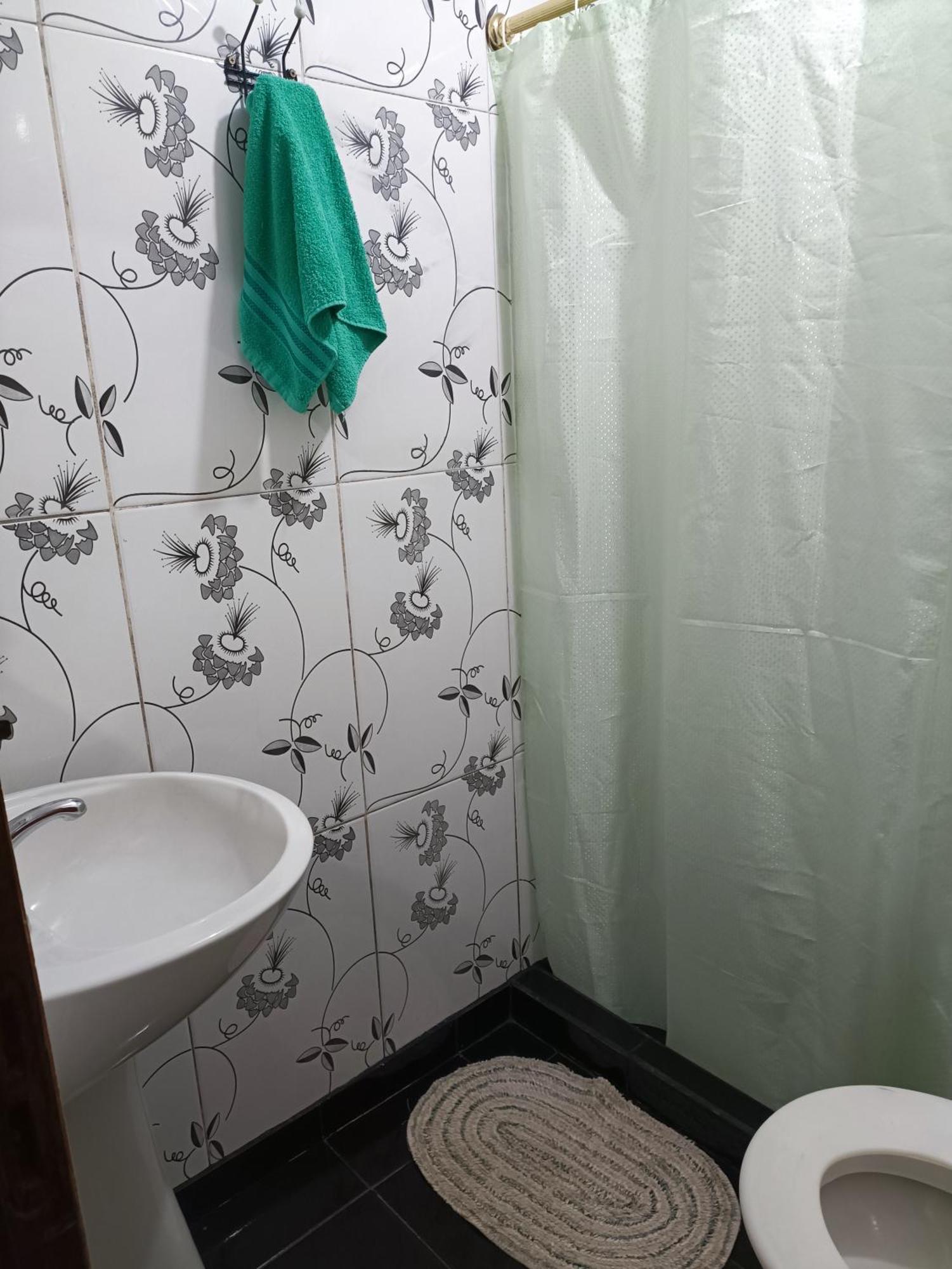 Hostel El Amanecer Пуерто Игуасу Екстериор снимка